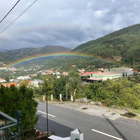 A Casa Da Rapariga De Cabelo Azul Lägenhet Manteigas Exteriör bild