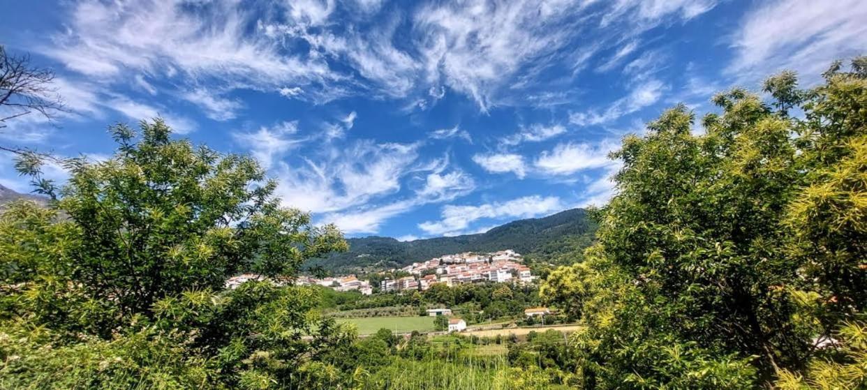 A Casa Da Rapariga De Cabelo Azul Lägenhet Manteigas Exteriör bild